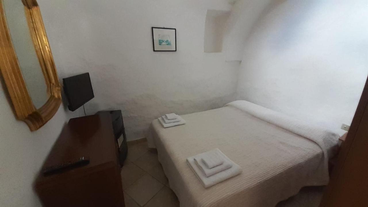 Trullo Alberobello Vacanze Desa 2 ภายนอก รูปภาพ